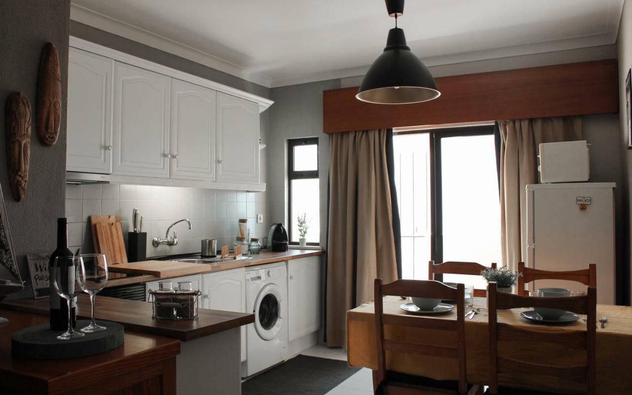 Lovely Oceanview Beach House Apartment Portimão Exterior photo